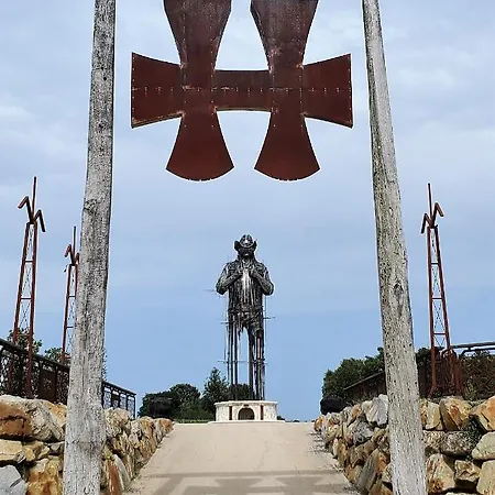 à Andre De La Marche Proche Du Puy Du Foù *