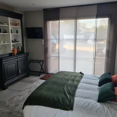 à Andre De La Marche Proche Du Puy Du Foù Casa vacanze *