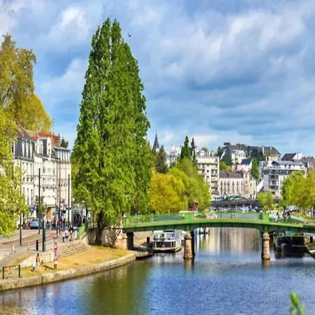 à Andre De La Marche Proche Du Puy Du Foù * Saint-André-de-la-Marche