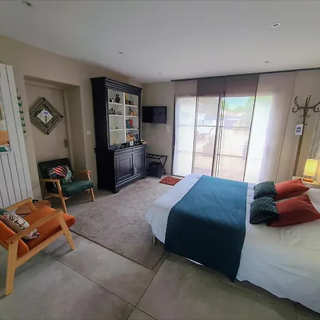 à Andre De La Marche Proche Du Puy Du Foù Casa vacanze *